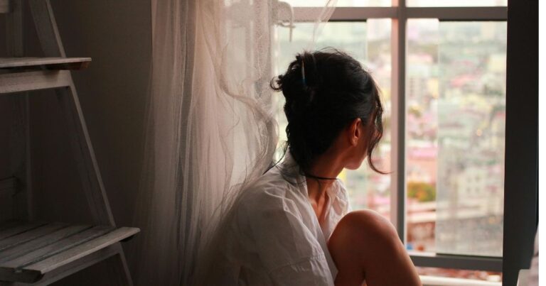 Waarom slimme vrouwen blijven vastzitten terwijl ze weten dat het anders moet