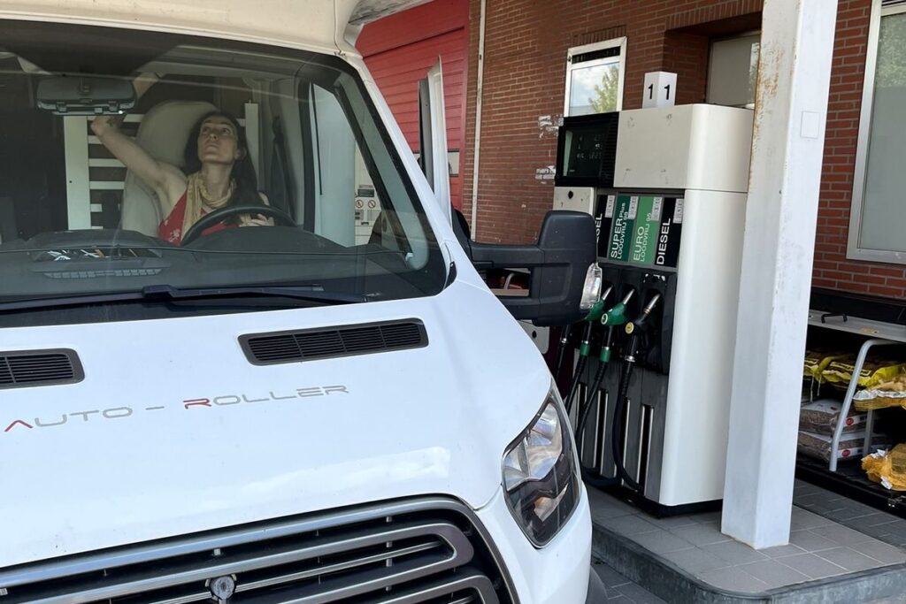 Vertrek met de camper richting Walcourt voor een weekend met jonge kinderen